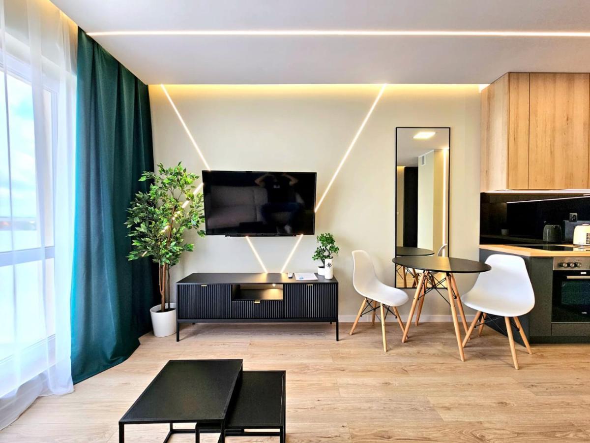 Nowy Apartament 53 Z Klimatyzacja Apartment อิวาวา ภายนอก รูปภาพ