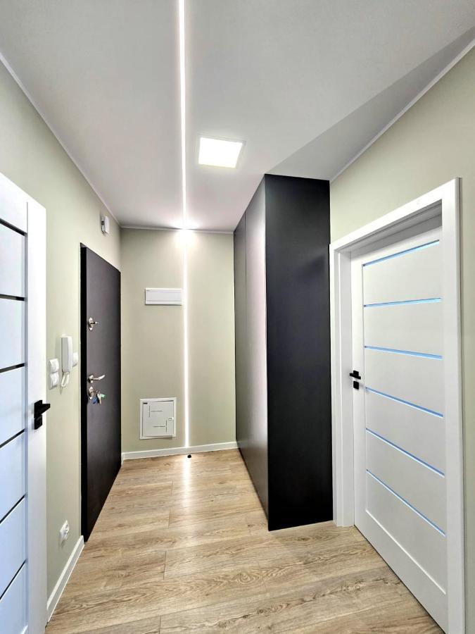 Nowy Apartament 53 Z Klimatyzacja Apartment อิวาวา ภายนอก รูปภาพ
